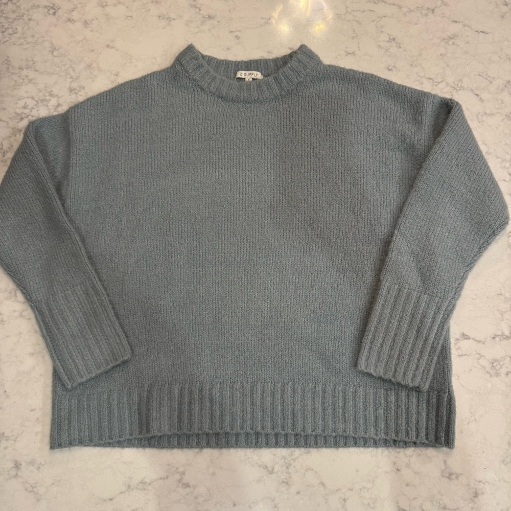 Z Supply Cirrus Cozy Relaxed Crewneck Sweater Top. Gray Blue. Size Small